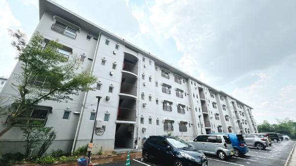 醍醐上ノ山団地Ａ３棟