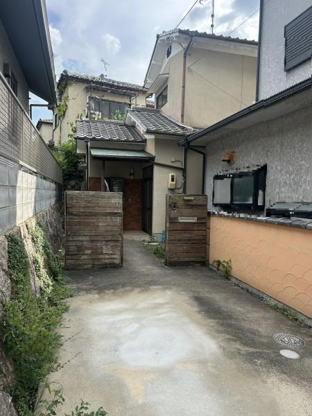 宇治市五ケ庄広岡谷の中古一戸建て