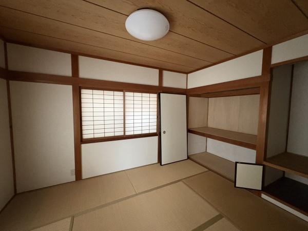 宇治市開町の中古一戸建て