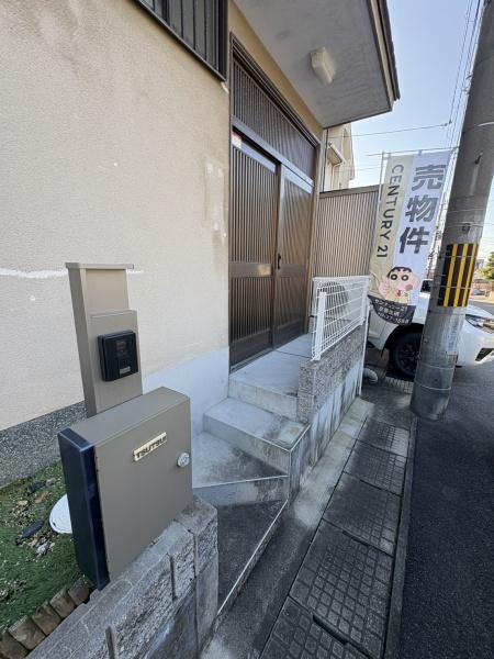 宇治市開町の中古一戸建て