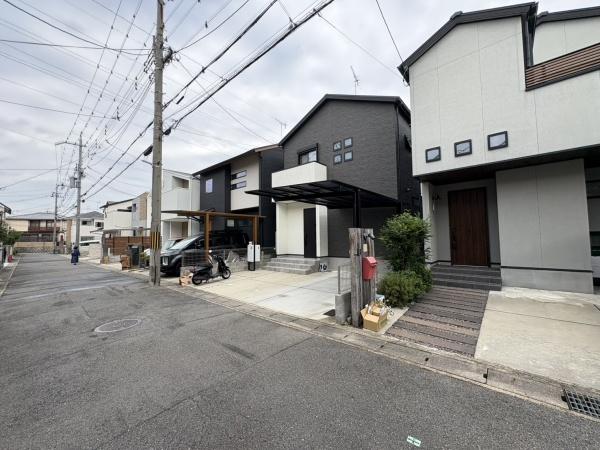 京都市伏見区桃山南大島町の中古一戸建て(前面道路含む現地写真)