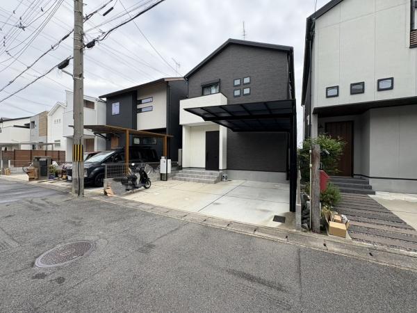 京都市伏見区桃山南大島町の中古一戸建て(前面道路含む現地写真)