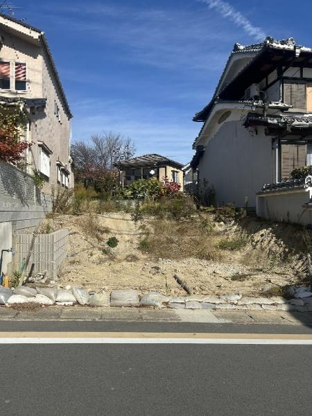 京都市伏見区桃山紅雪町の新築一戸建