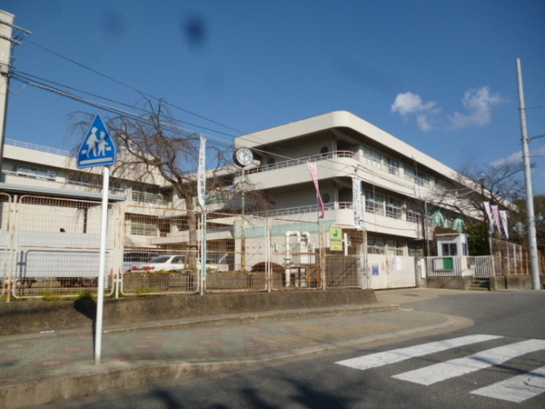 宇治市木幡平尾の土地(宇治市立御蔵山小学校)