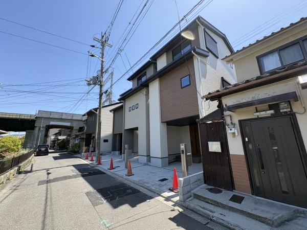 京都市伏見区桃山町弾正島の新築一戸建