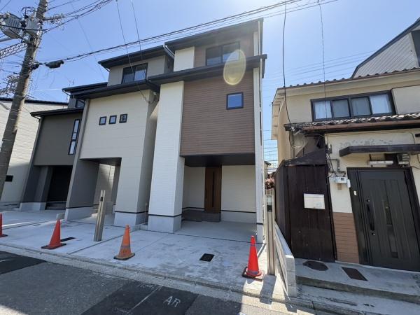 京都市伏見区桃山町弾正島の新築一戸建