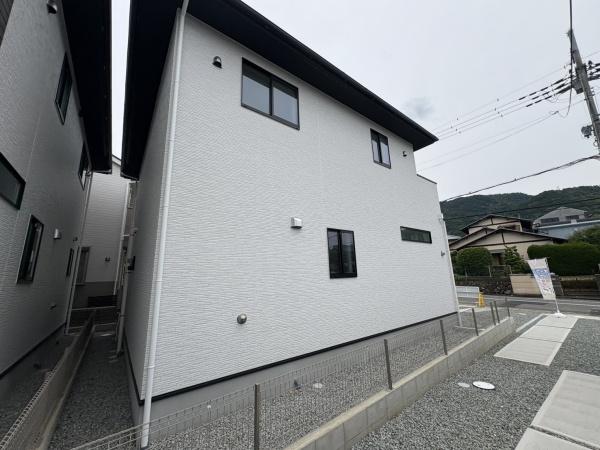 京都市伏見区醍醐南里町の新築一戸建