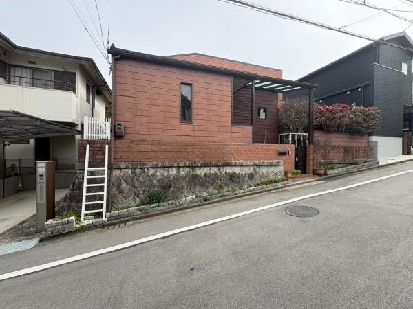 宇治市明星町３丁目の中古一戸建