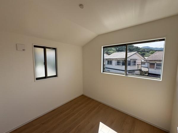 京都市伏見区醍醐柿原町の新築一戸建