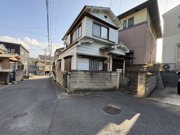 宇治市木幡南山の中古一戸建