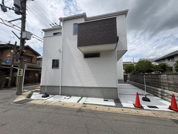 京都市伏見区向島二ノ丸町の新築一戸建