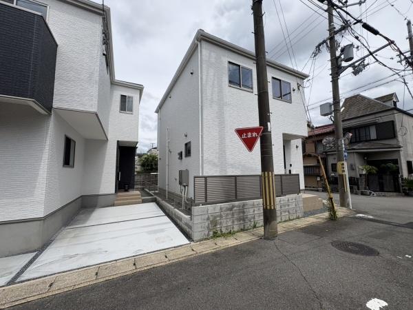 京都市伏見区向島二ノ丸町の新築一戸建