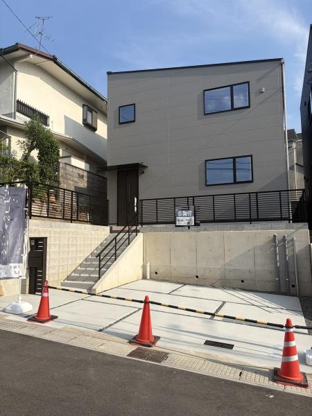宇治市木幡御蔵山の新築一戸建