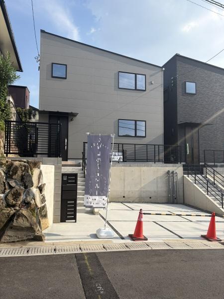 宇治市木幡御蔵山の新築一戸建