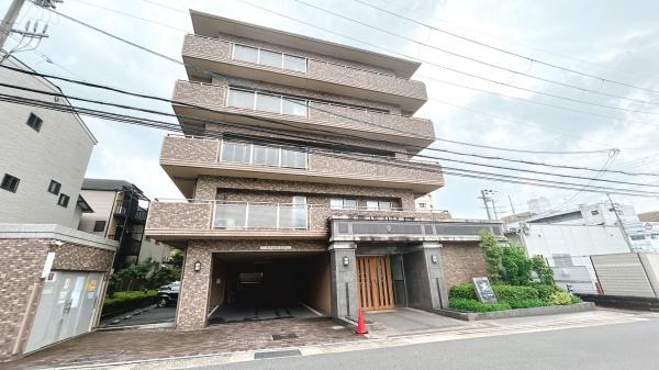 パデシオン醍醐駅前