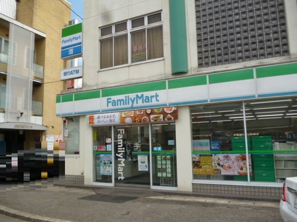 城陽市枇杷庄大三戸の中古一戸建て(ファミリーマート富野荘駅前店)