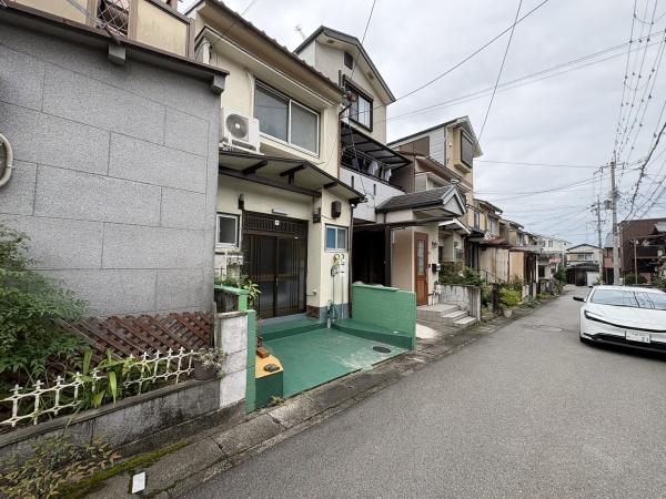 京都市伏見区醍醐外山街道町の中古一戸建