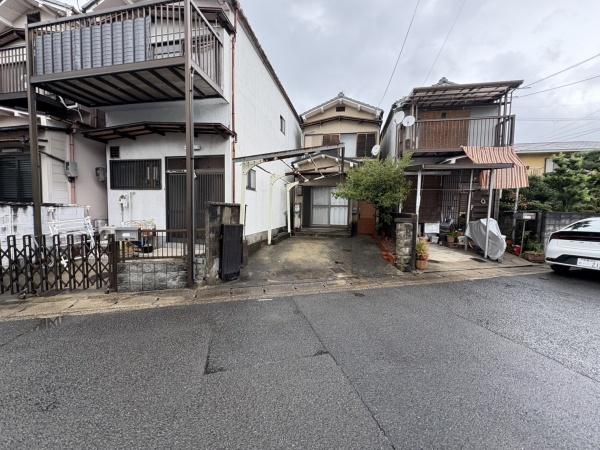 京都市山科区勧修寺瀬戸河原町の中古一戸建て