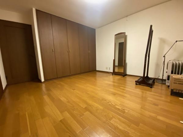 中銀白井マンシオン３号館