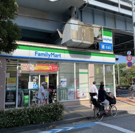 葛西住宅(ファミリーマートサクマ西葛西店)