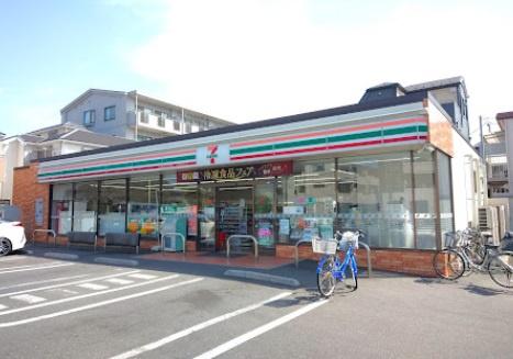葛飾区西亀有３丁目の新築一戸建(セブンイレブン葛飾西亀有3丁目店)