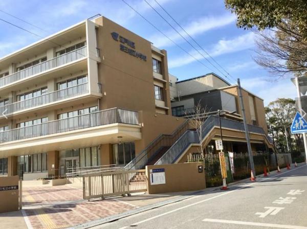 江戸川区松島2丁目の新築一戸建(江戸川区立第三松江小学校)