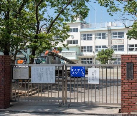 江戸川区北小岩４丁目の新築一戸建(江戸川区立上小岩小学校)