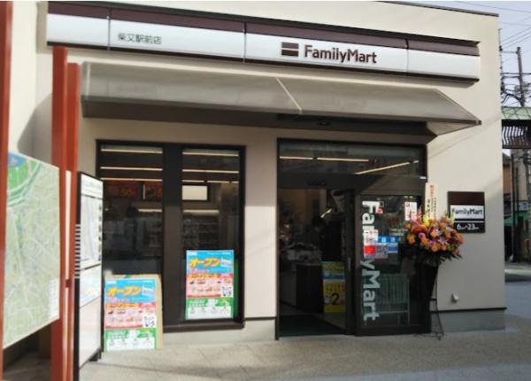 マック柴又コート(ファミリーマート柴又駅前店)