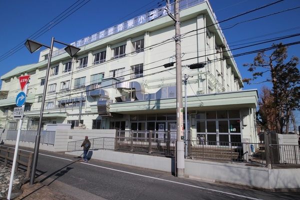 江戸川区鹿骨２丁目の新築一戸建(江戸川区立鹿骨東小学校)