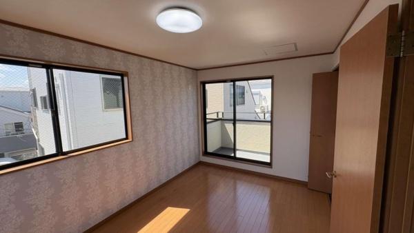 江戸川区東松本１丁目の中古一戸建て