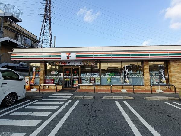 アドリーム交野(セブンイレブン交野私部4丁目店)