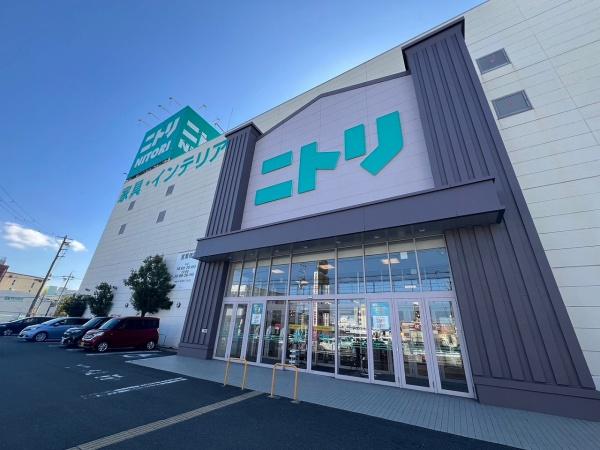 キングマンション鴻池(ニトリ大東諸福店)