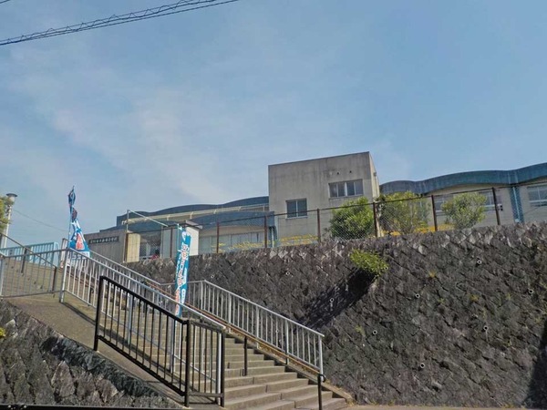 交野市私市4丁目の新築一戸建(交野市立私市小学校)