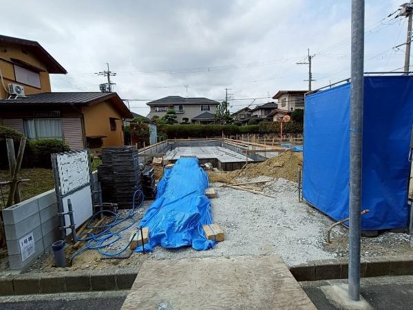 交野市青山２丁目の新築一戸建