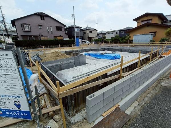 交野市青山２丁目の新築一戸建
