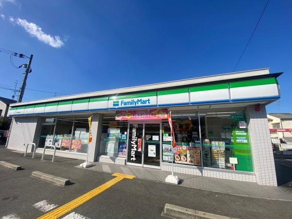 交野市倉治７丁目の新築一戸建(ファミリーマート交野倉治西店)