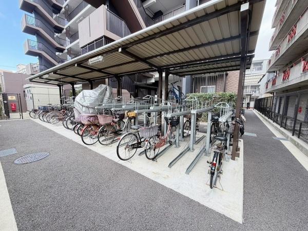 メイツ四条畷駅前