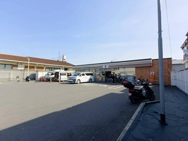 大東市灰塚５丁目の中古一戸建て(セブン-イレブン大東諸福1丁目店)