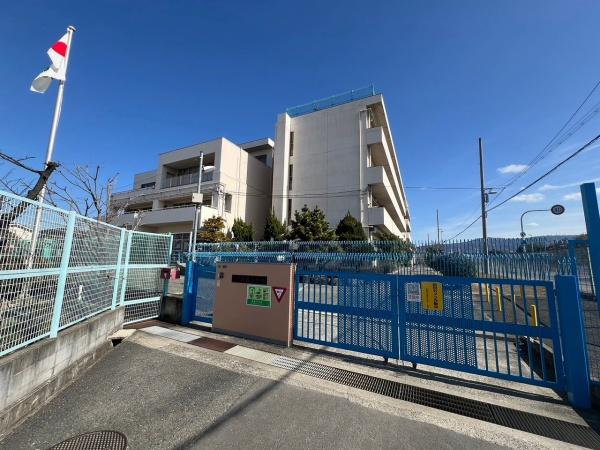 大東市新田本町の中古一戸建て(大東市立諸福小学校)