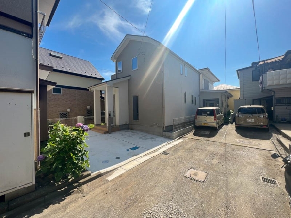 相模原市南区磯部　新築一戸建て