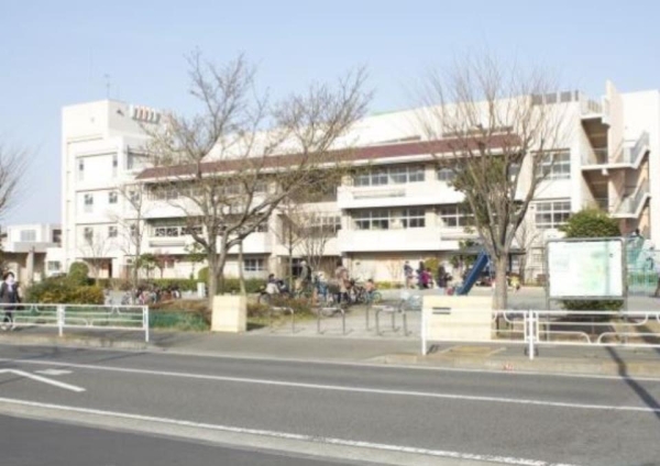 横浜市緑区台村町の中古一戸建て(横浜市立森の台小学校)