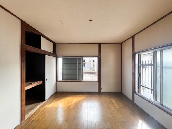 横浜市中区大平町　中古一戸建て