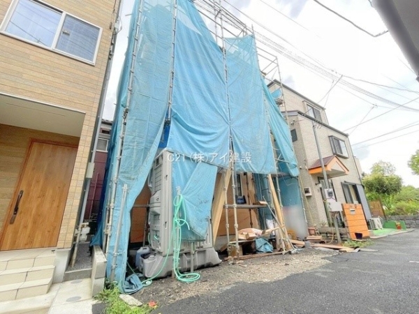 川崎市川崎区小田４丁目　新築一戸建て