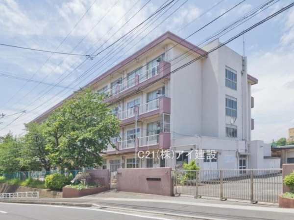 横浜市港南区東永谷3丁目の中古一戸建て(横浜市立芹が谷南小学校)