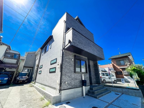 平塚市中原３丁目　新築一戸建て