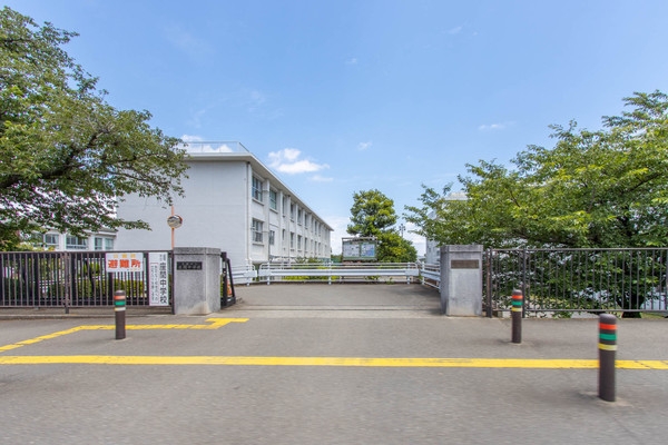 座間市相武台1丁目 新築一戸建て(座間市立座間中学校)