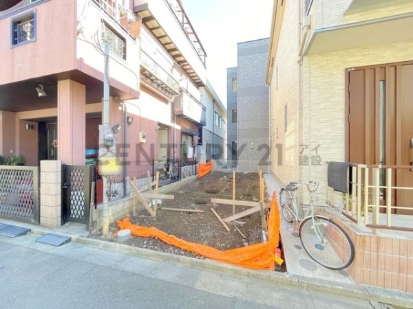 川崎市川崎区鋼管通２丁目　新築一戸建て