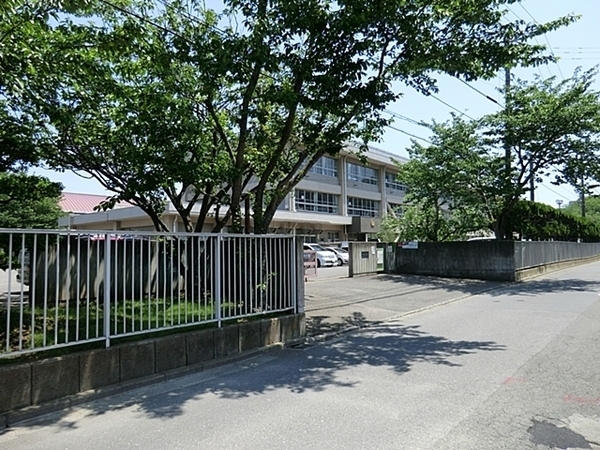横須賀市久里浜2丁目の中古一戸建て(横須賀市立神明小学校)