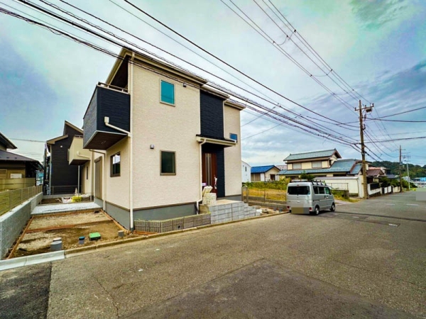 横浜市金沢区六浦南１丁目　新築一戸建て