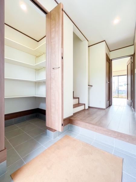 町田市三輪緑山４丁目の中古一戸建て